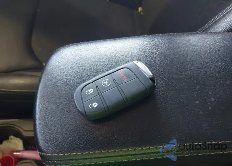 2019 Jeep Compass Latitude 4X4 from USA, damaged, VIN 3C4NJDBB3KT654263